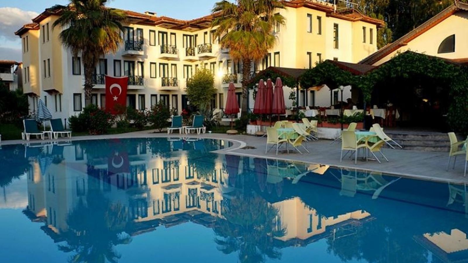 pools-outdoor-pool
