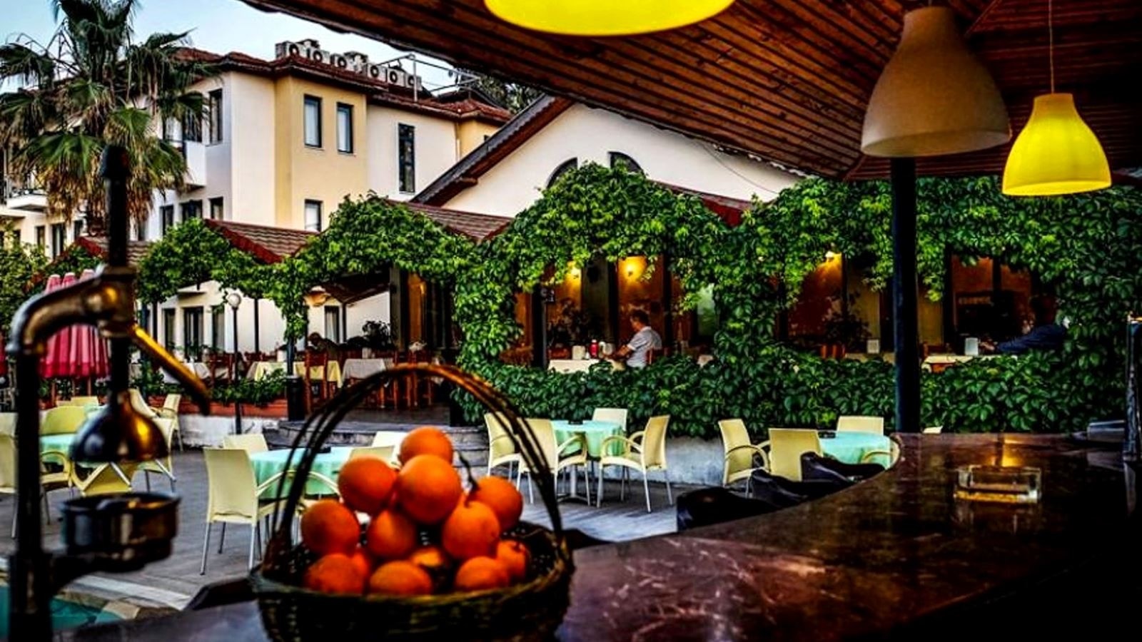 bars-pool-bar