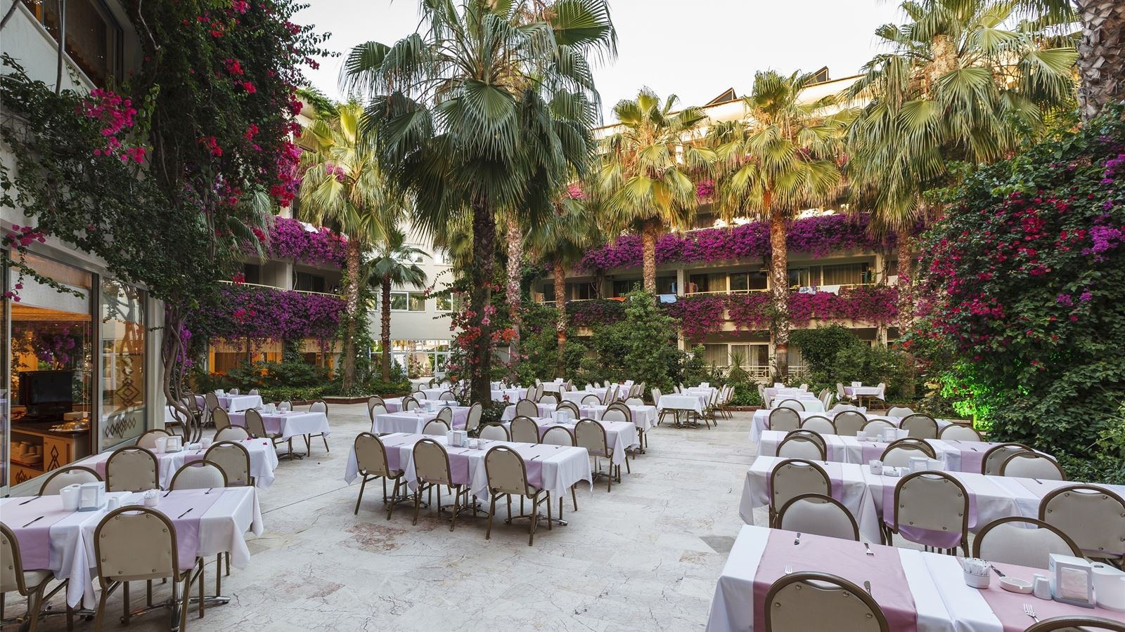 restaurants-main-restaurant