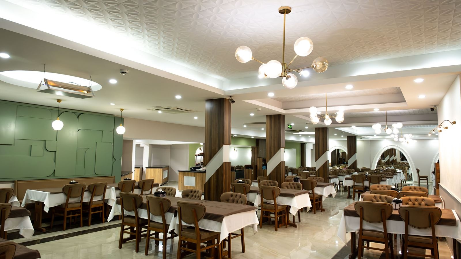 restaurants-restaurant