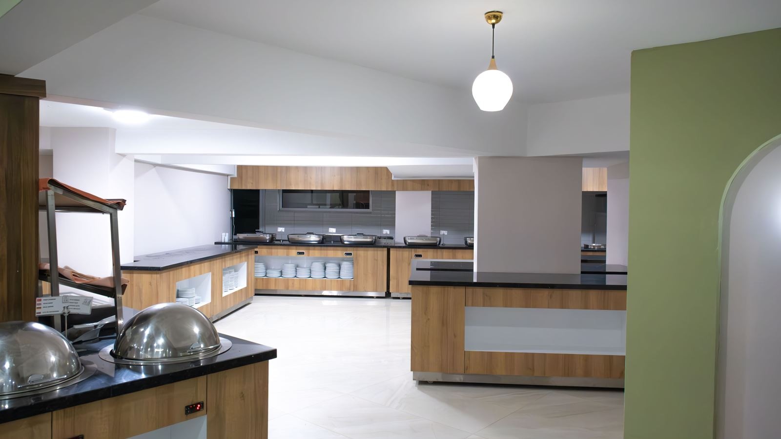 restaurants-restaurant