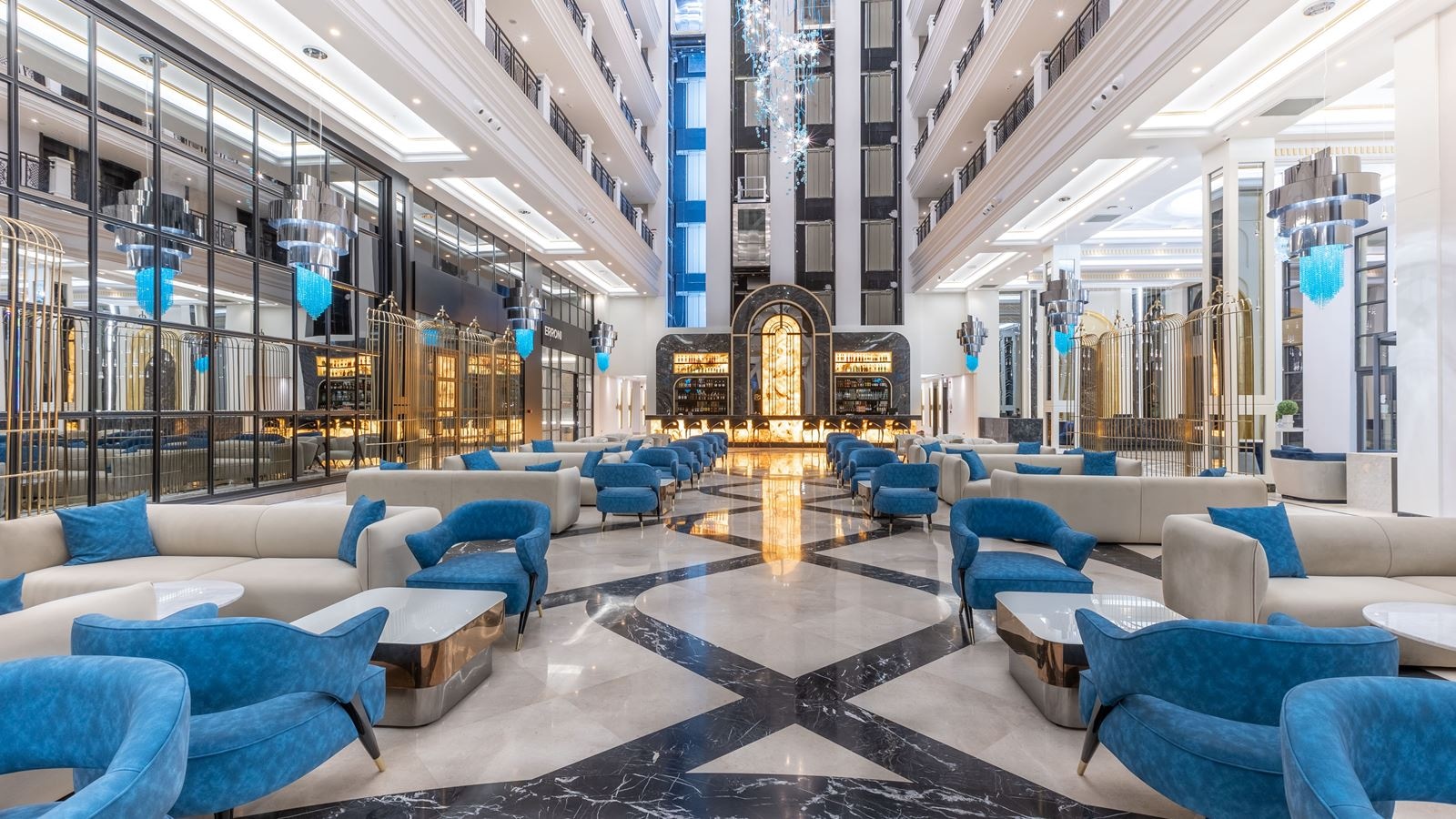 bars-queen-lobby-bar