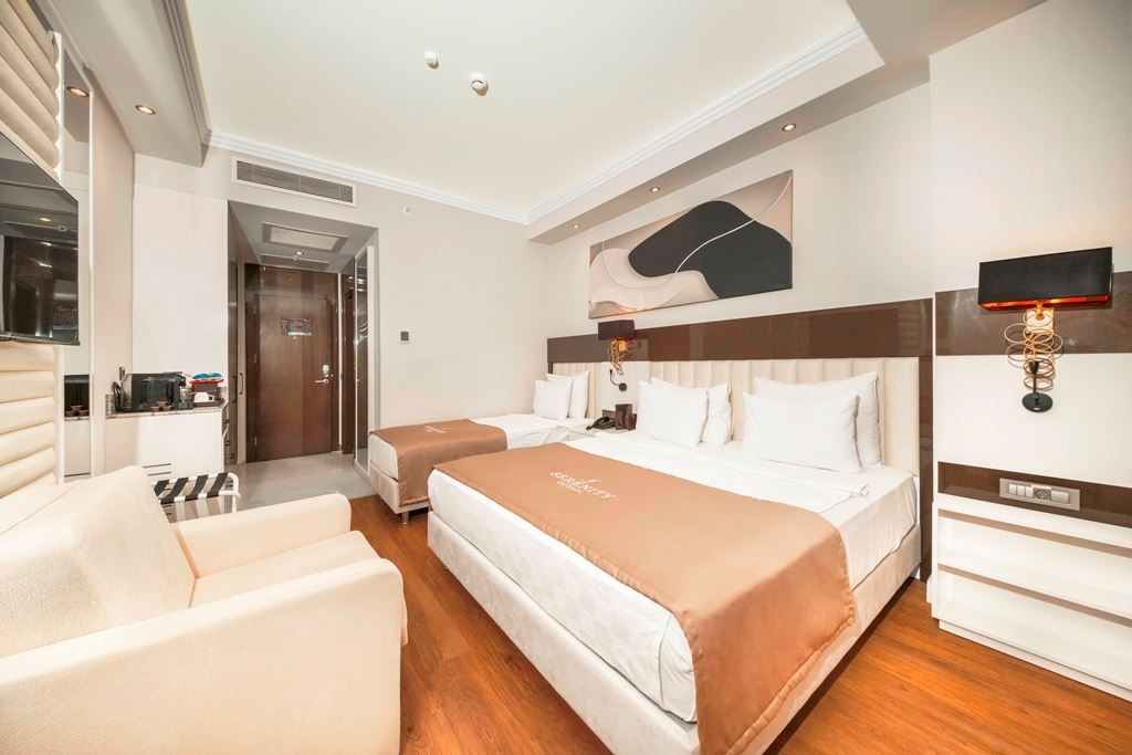 rooms-deluxe-garden-room