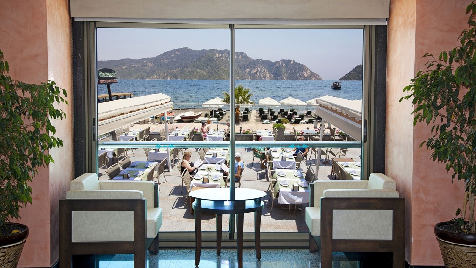 restaurants-restaurants