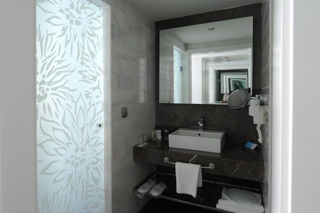 rooms-superior-room-with-jacuzzi