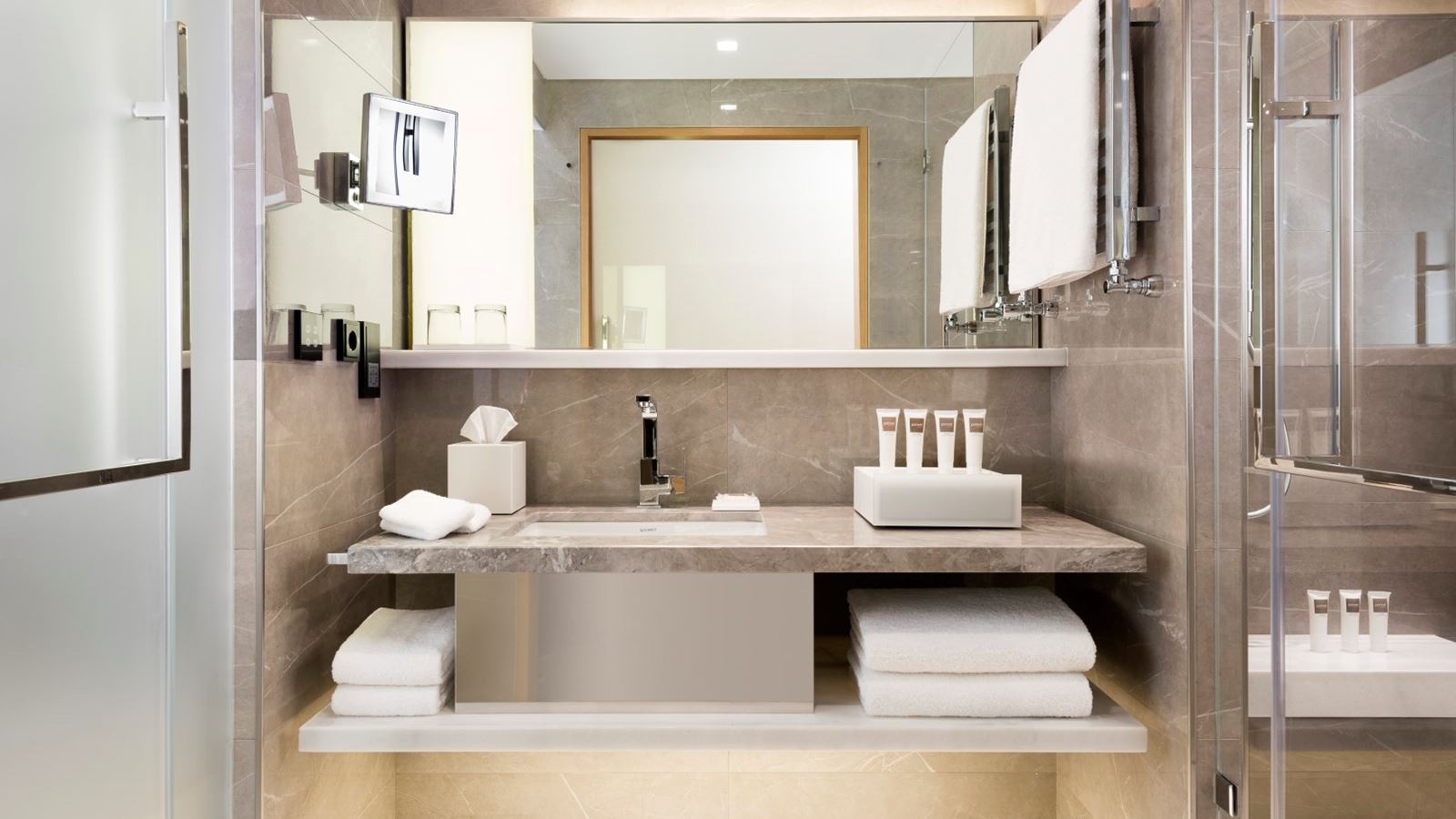 rooms-twin-executive-garden-view