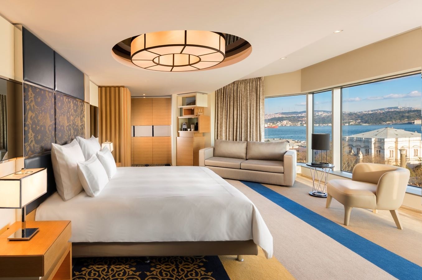 rooms-suite-two-bedrooms-with-terrace