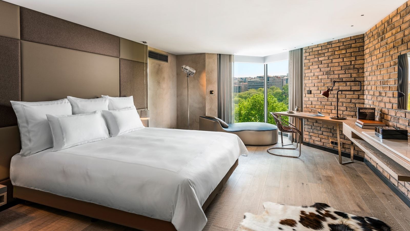 rooms-room-one-bedroom