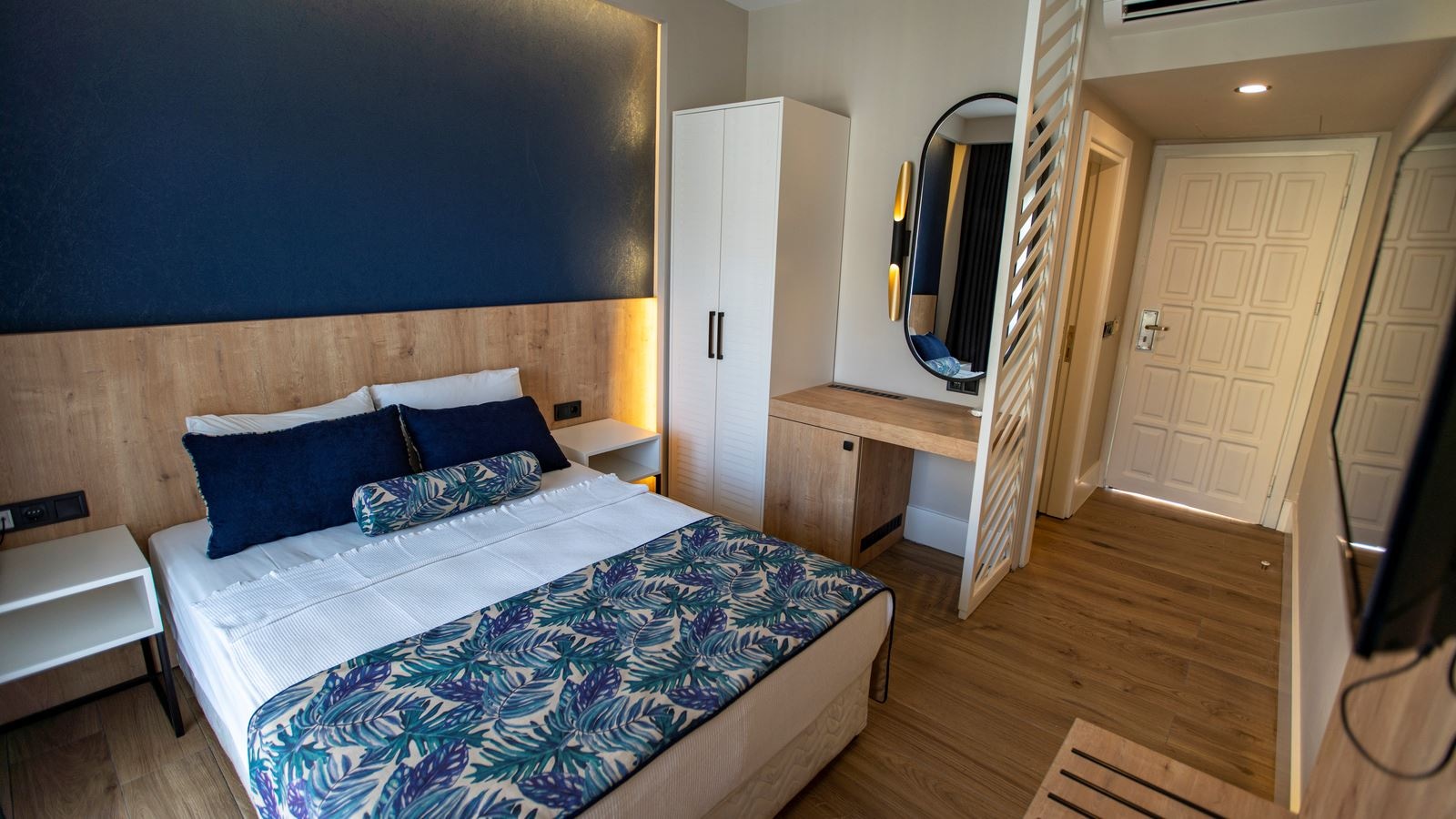 rooms-family-two-room