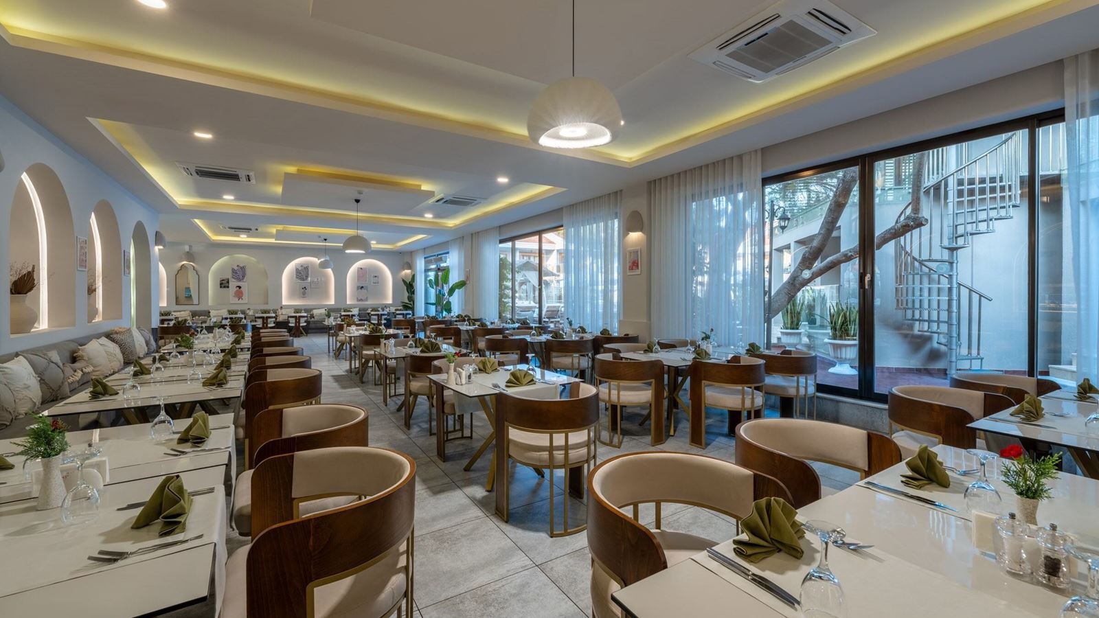 restaurants-select-restaurant