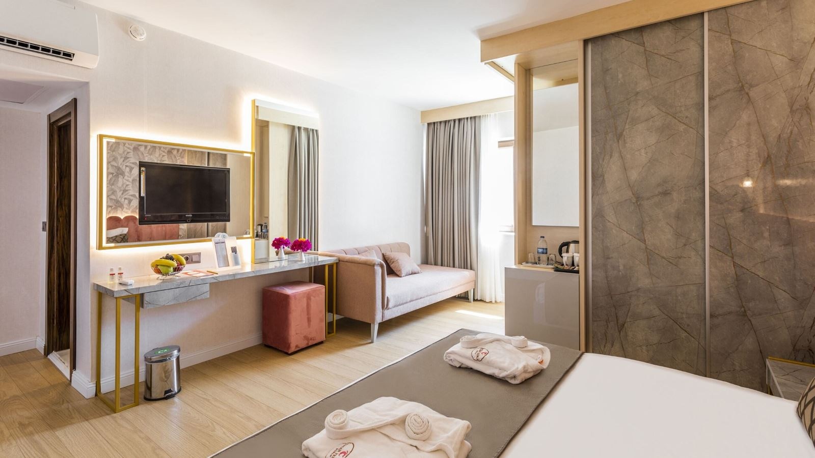 rooms-club-standard-room