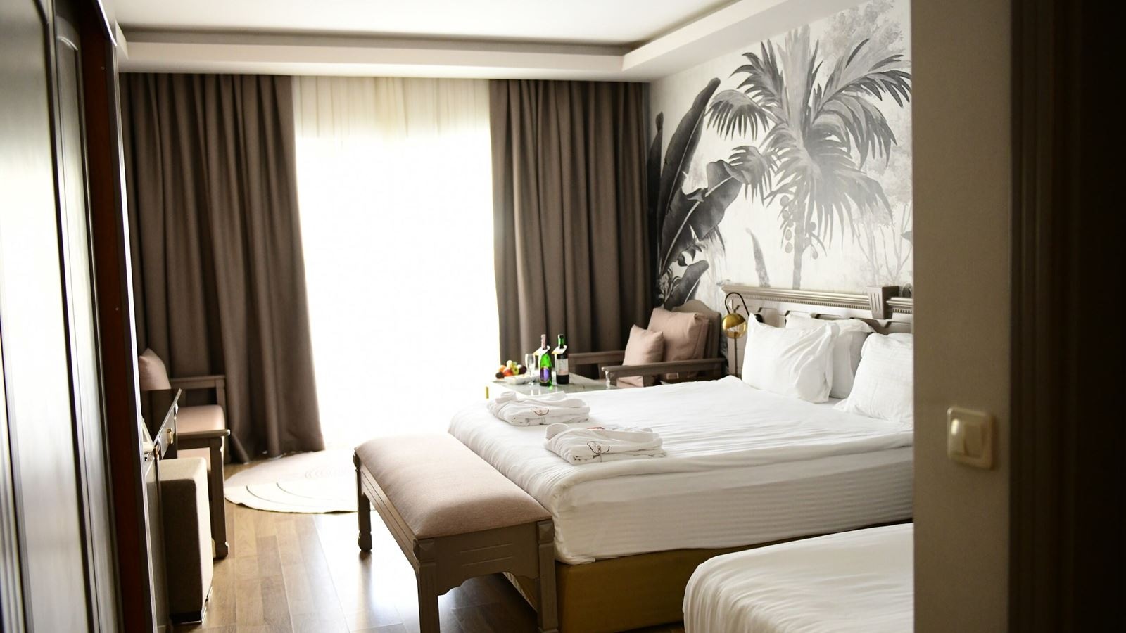 rooms-hotel-standard-room-sea-view