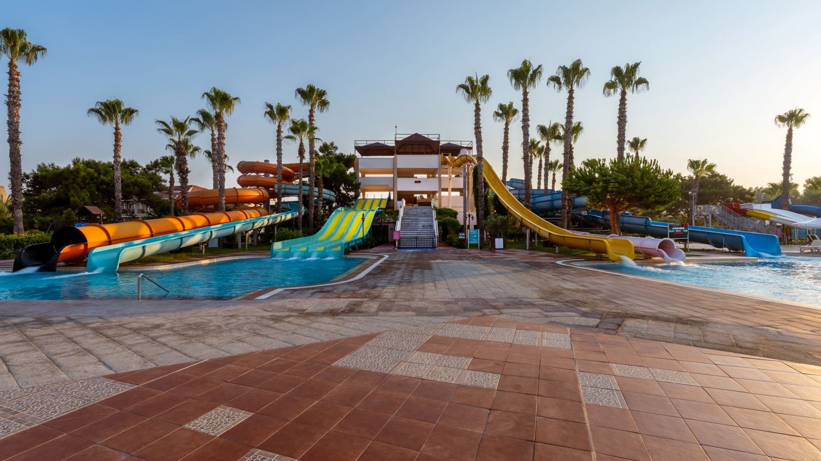 water-park-water-park