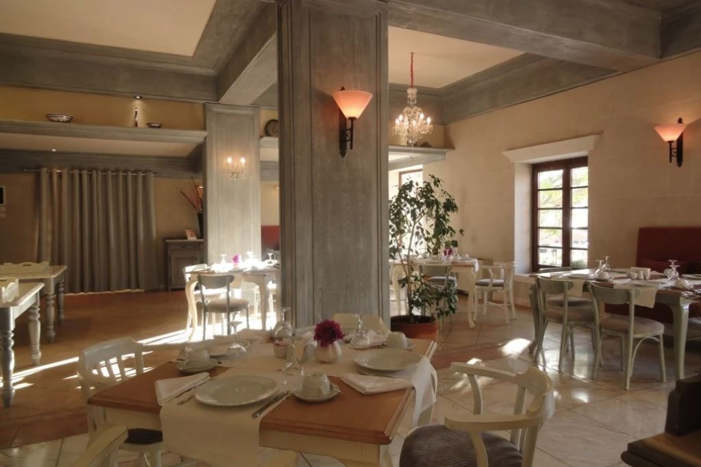 restaurants-main-restaurant