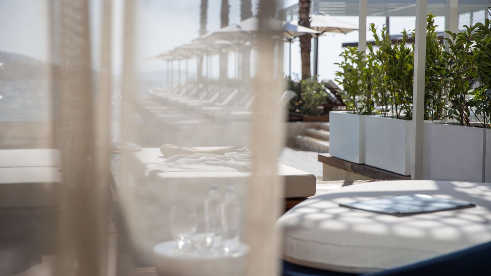 rooms-beachfront-panoramic-sea-view-suite