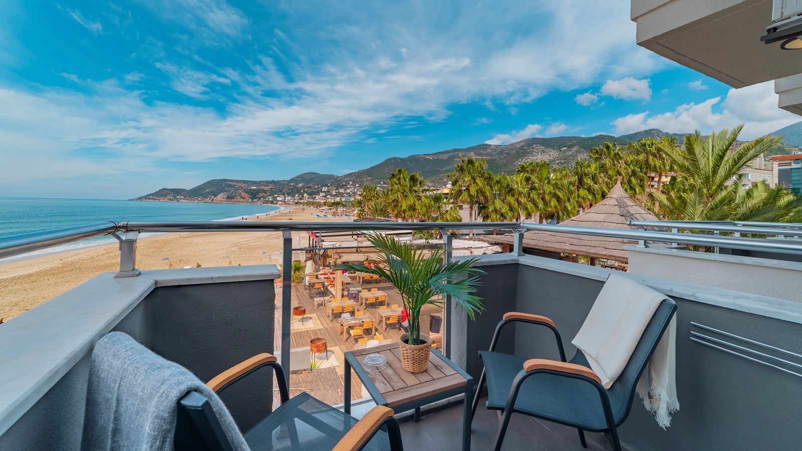 rooms-standard-room-sea-view