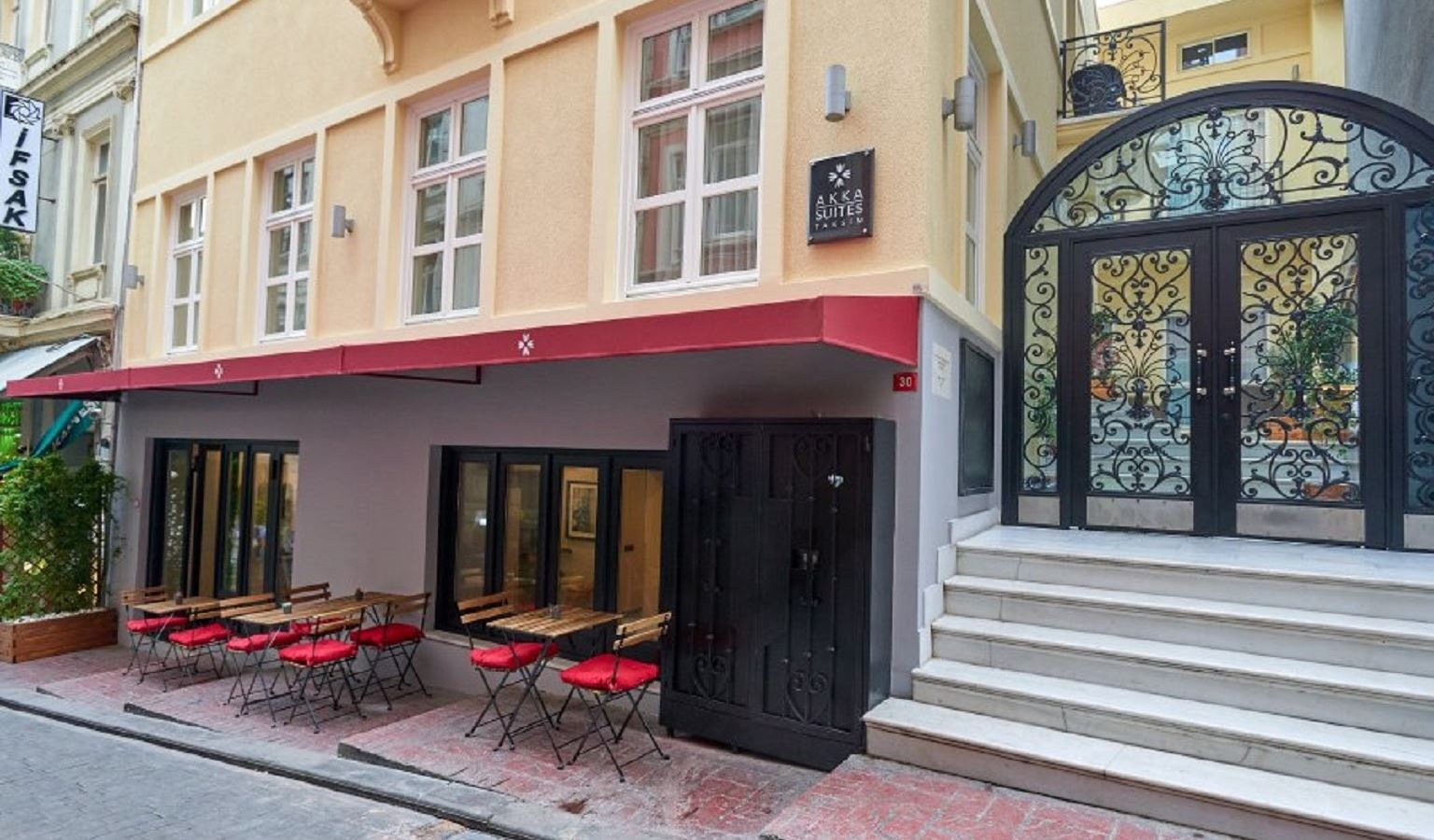 restaurants-main-restaurant