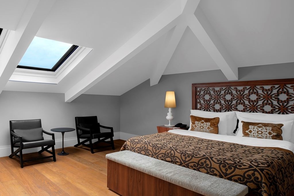 rooms-standard-no-view-room-french