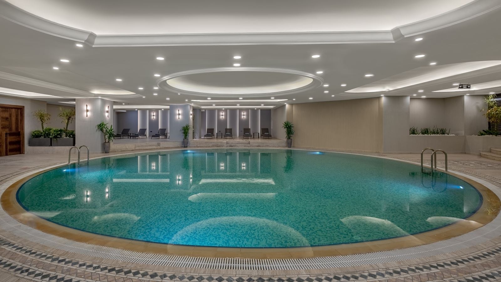 pools-indoor-pool
