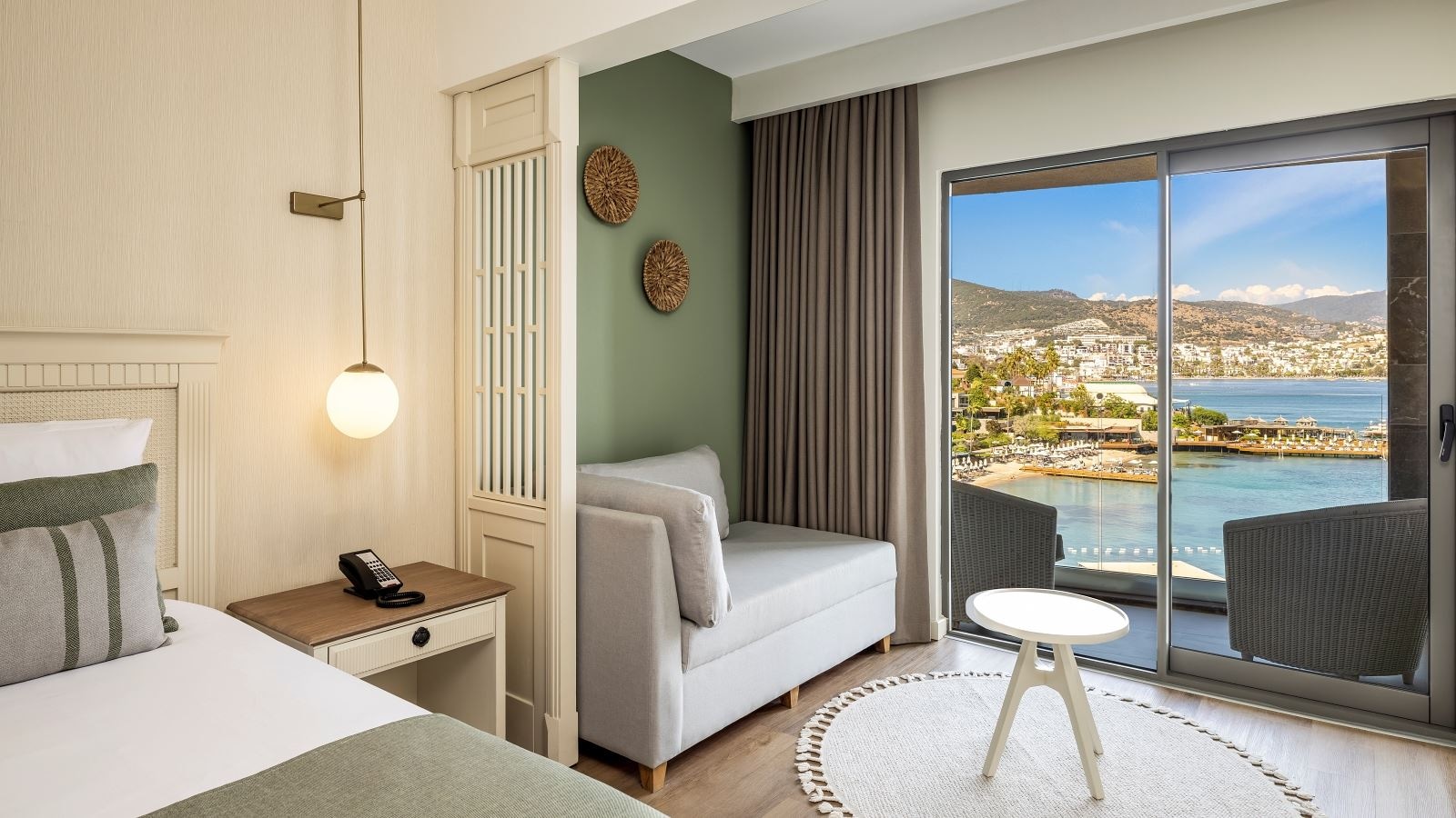 rooms-superior-room-sea-view