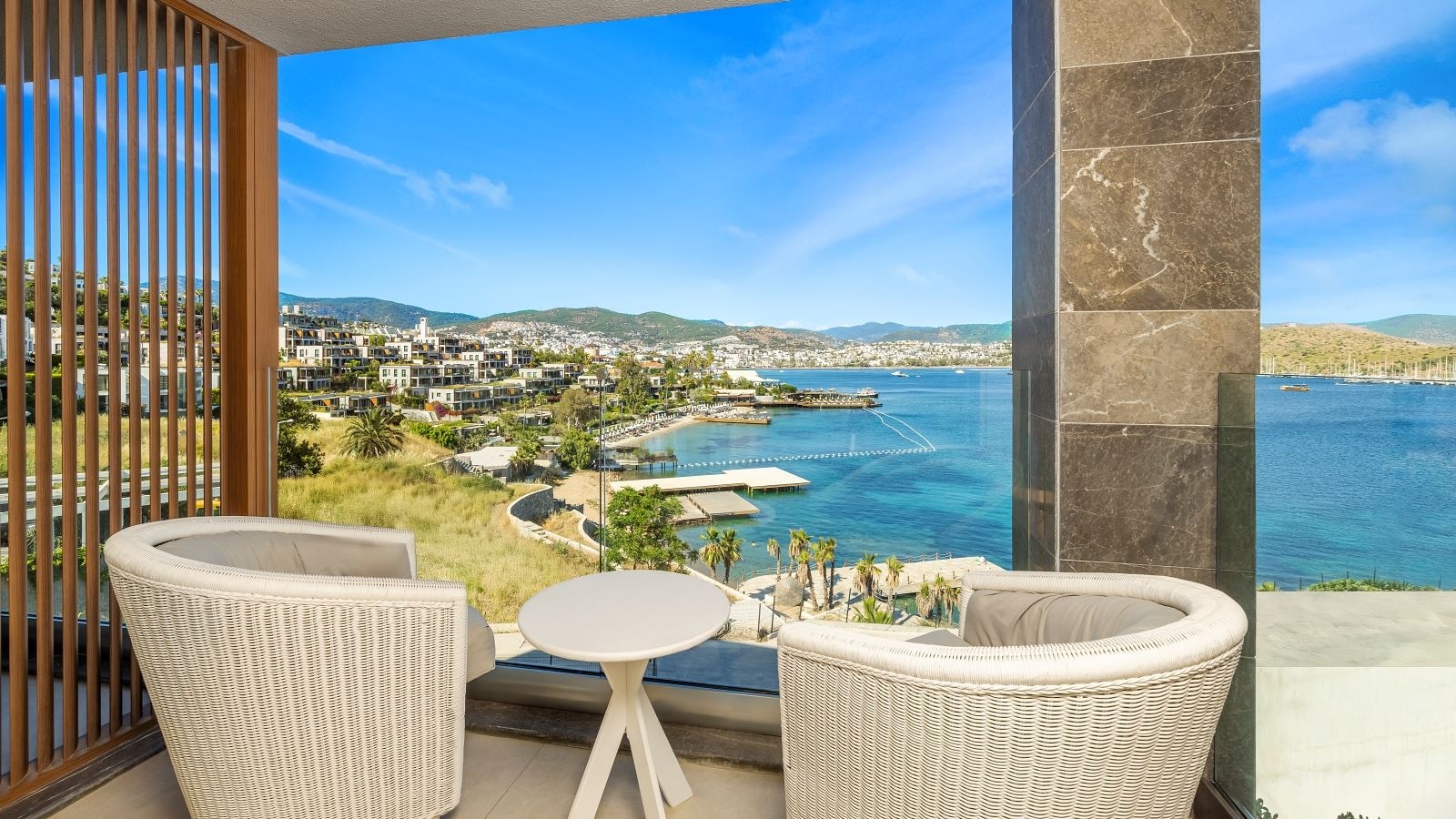 rooms-superior-room-sea-view