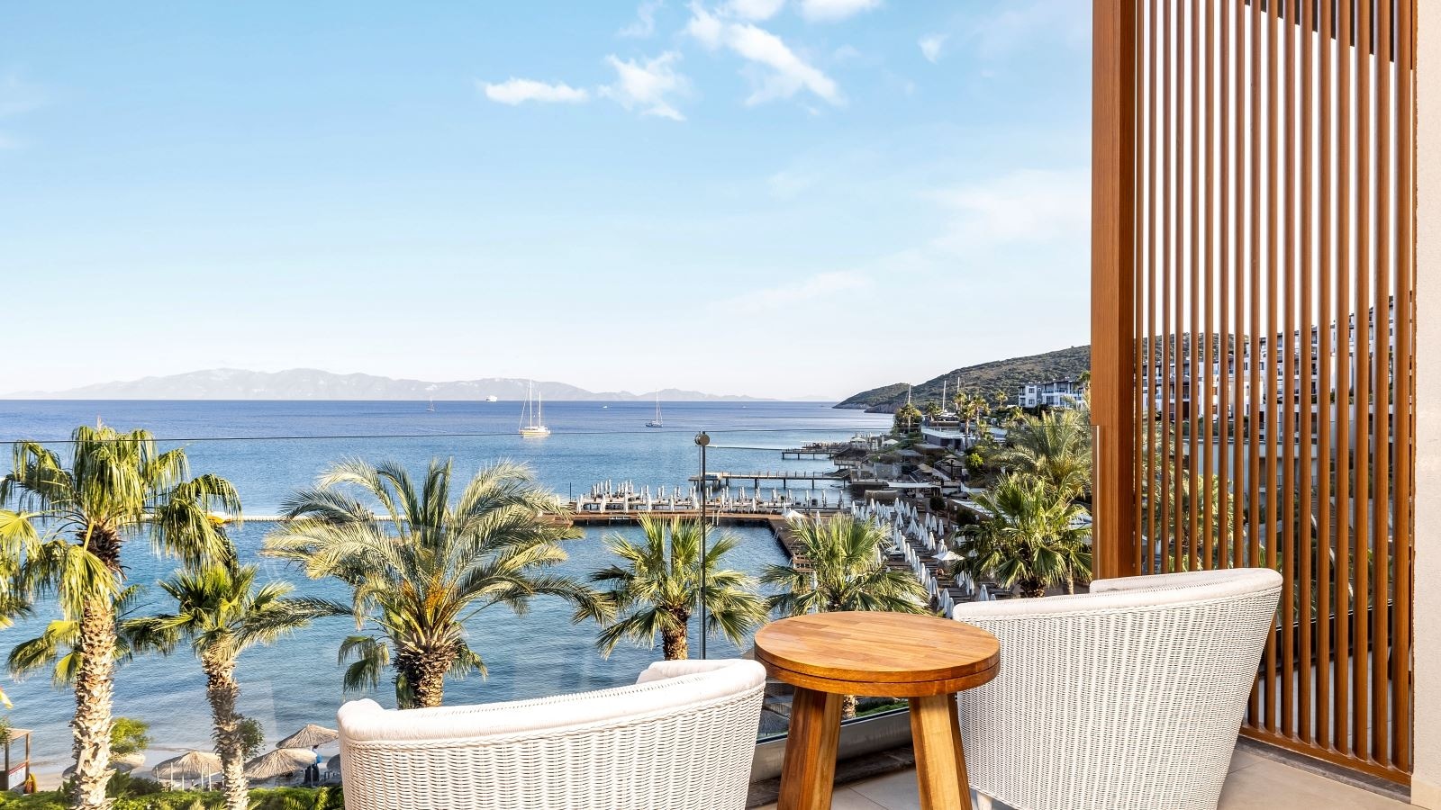 rooms-superior-room-sea-view