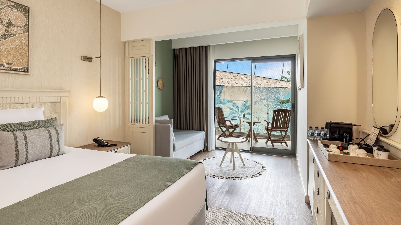 rooms-family-room-non-view-eco