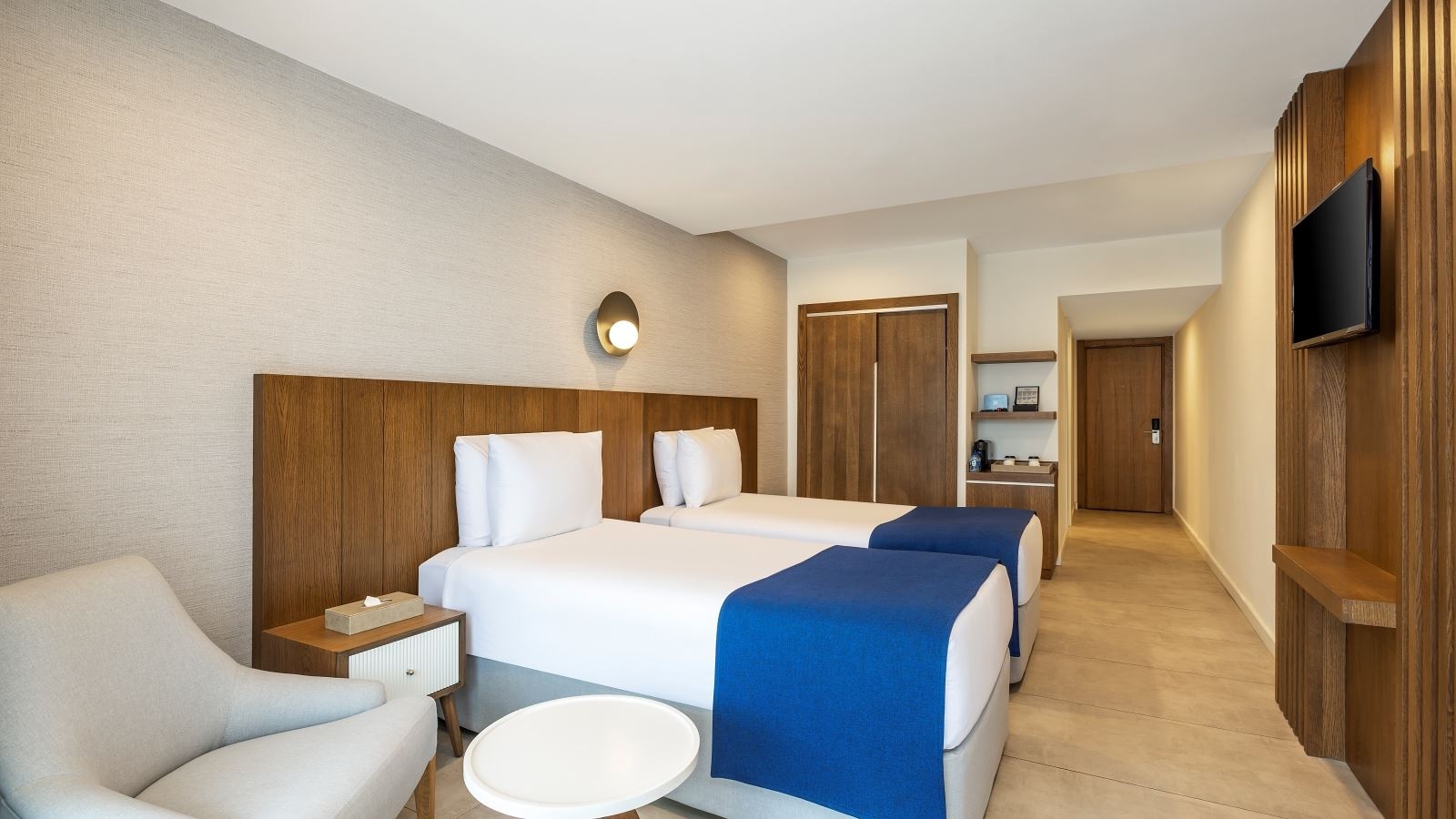 rooms-standard-room-land-view