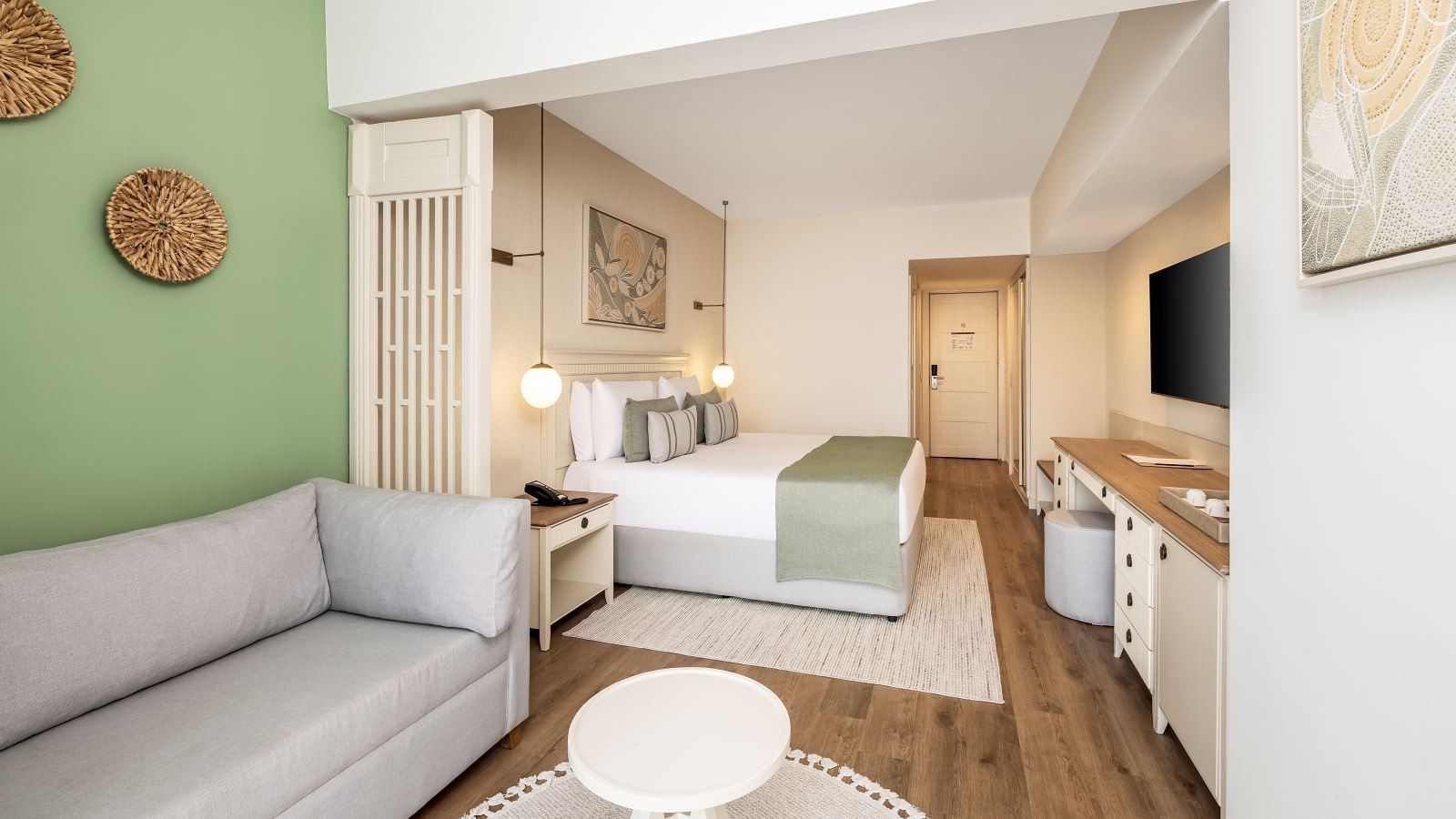 rooms-standard-room-land-view