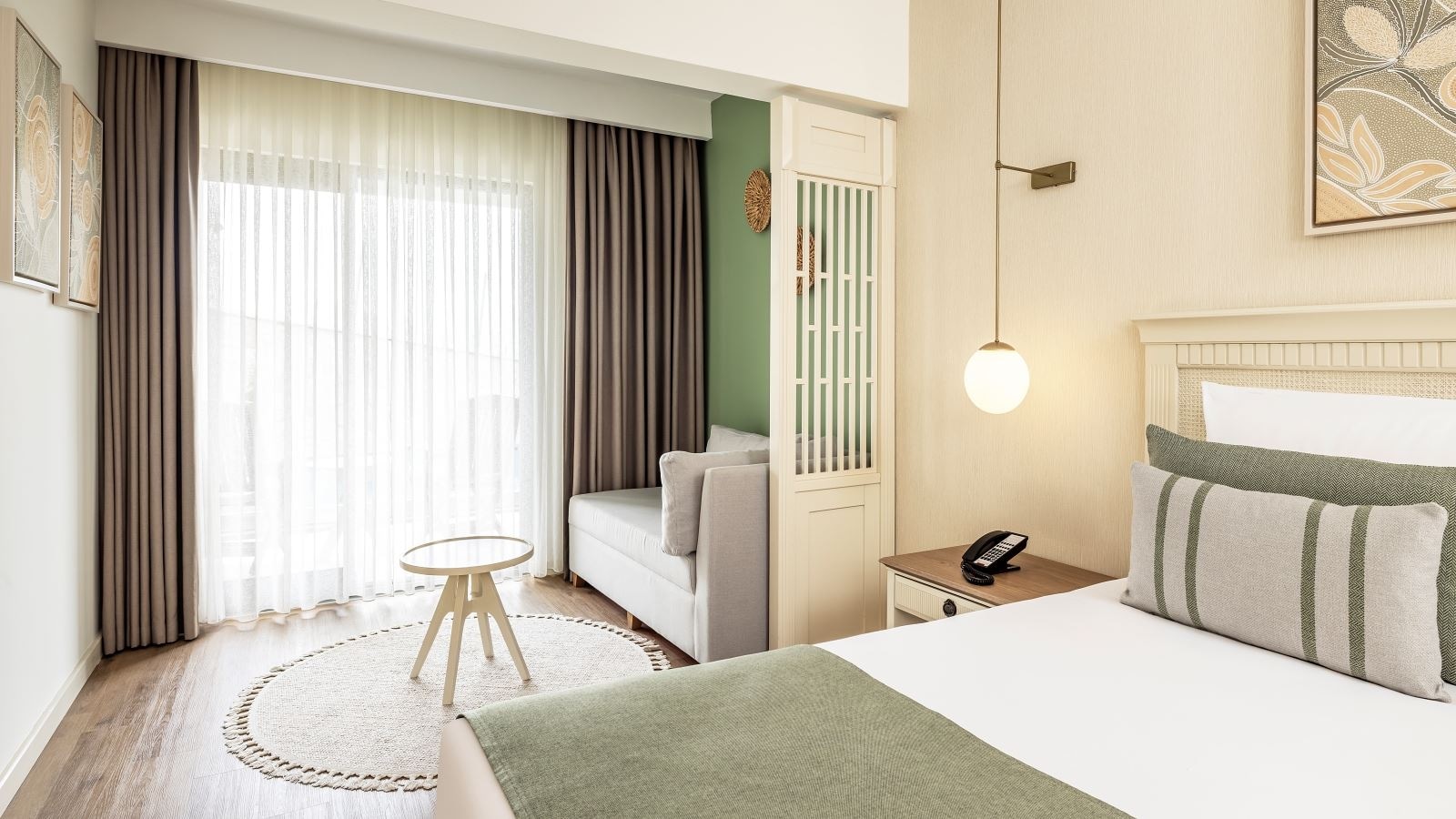 rooms-standard-room-land-view