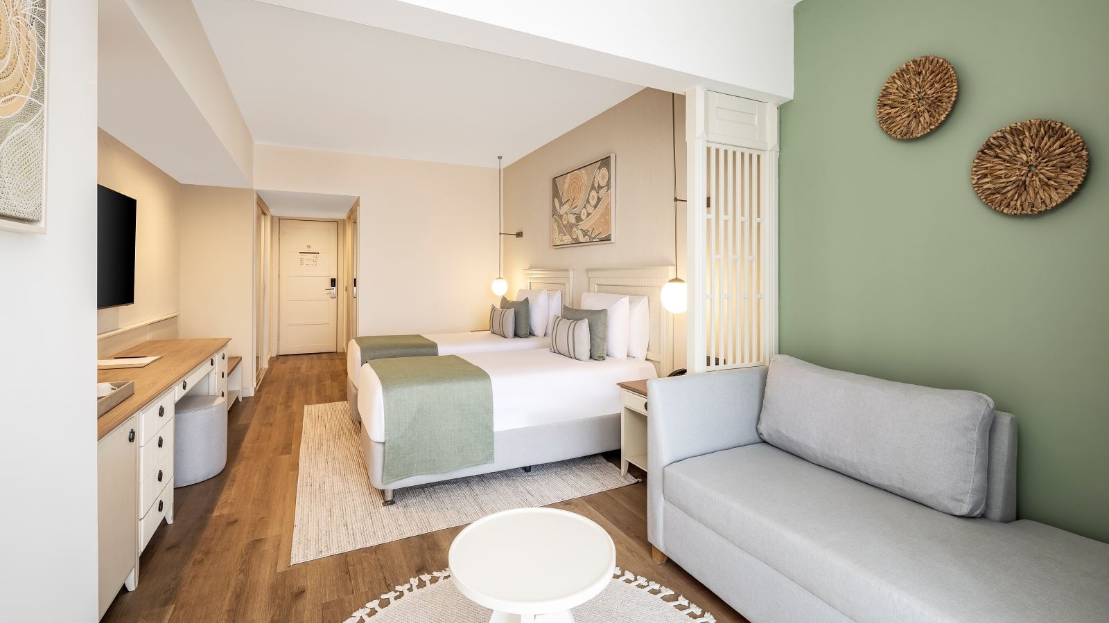 rooms-standard-room-land-view