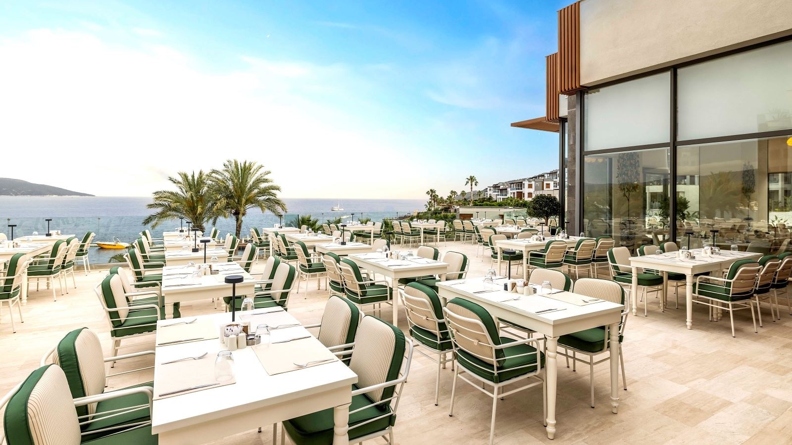 restaurants-terrace-main-restaurant