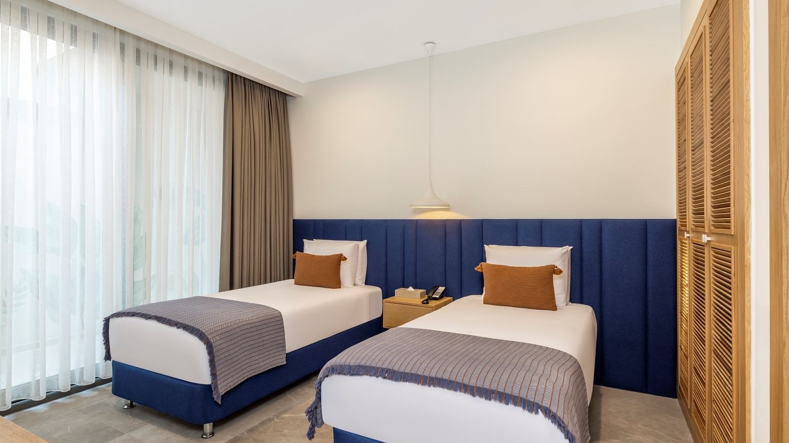 rooms-royal-suite-room