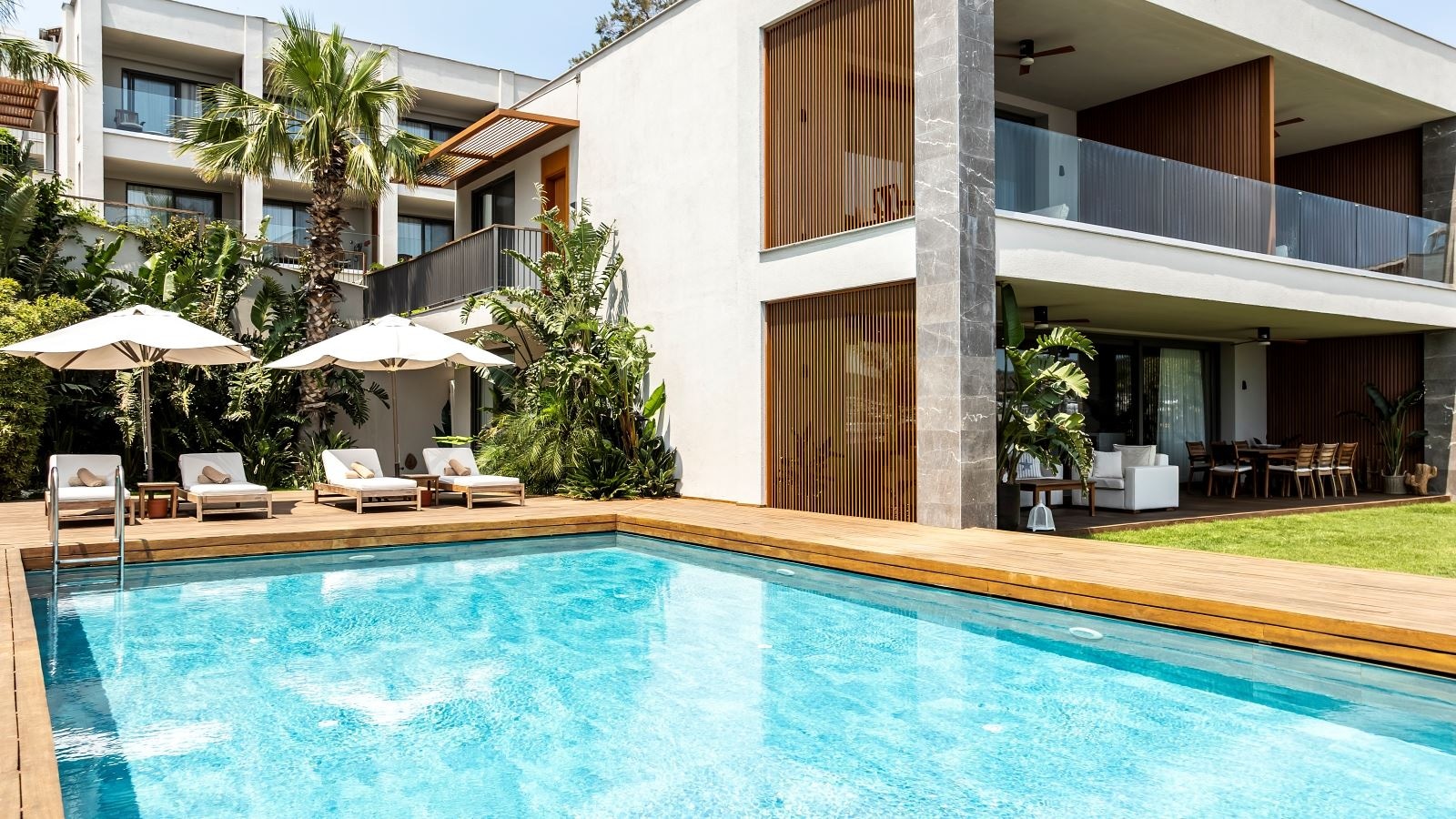 rooms-royal-suite-room