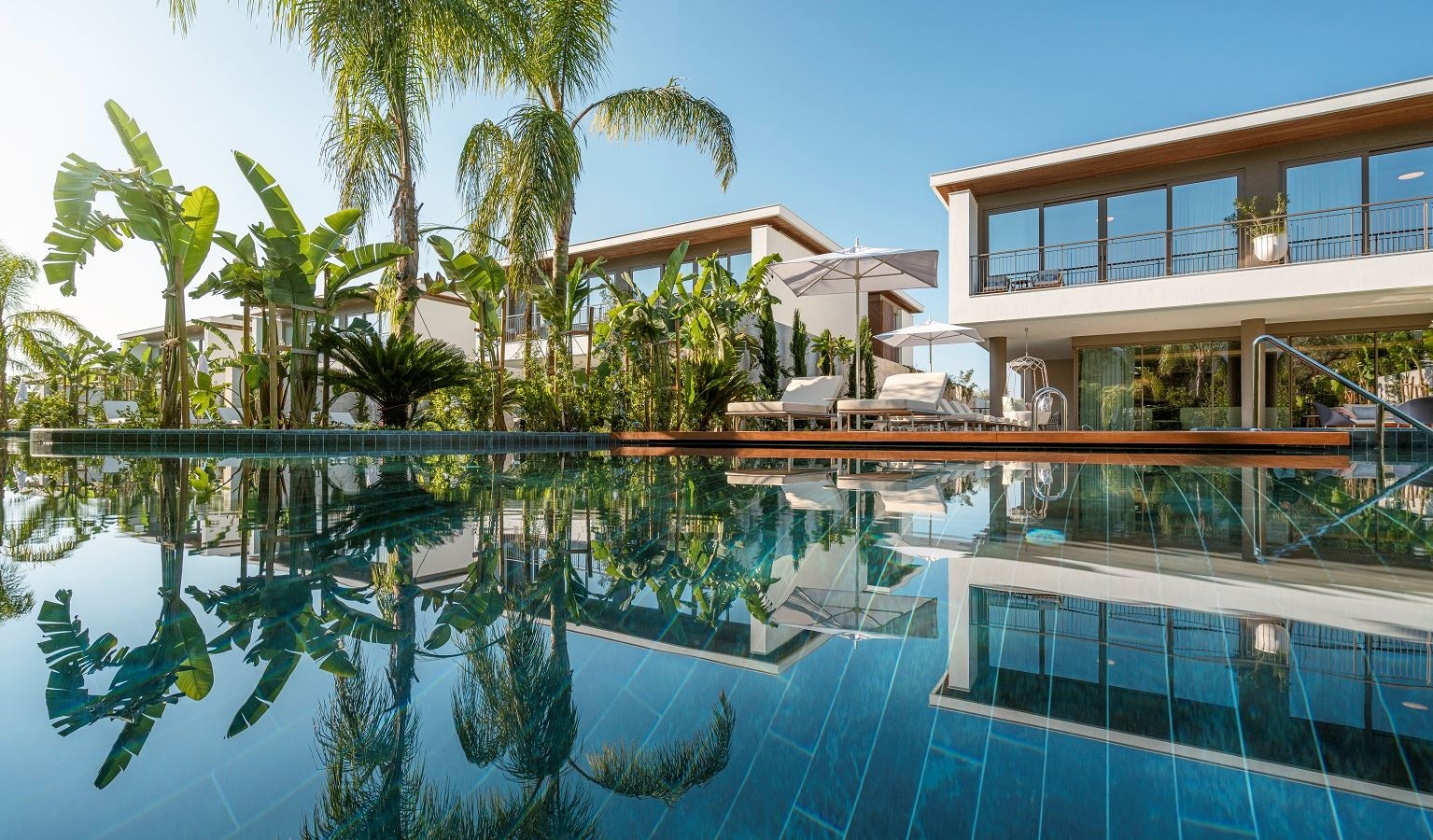 rooms-4-bedrooms-villa