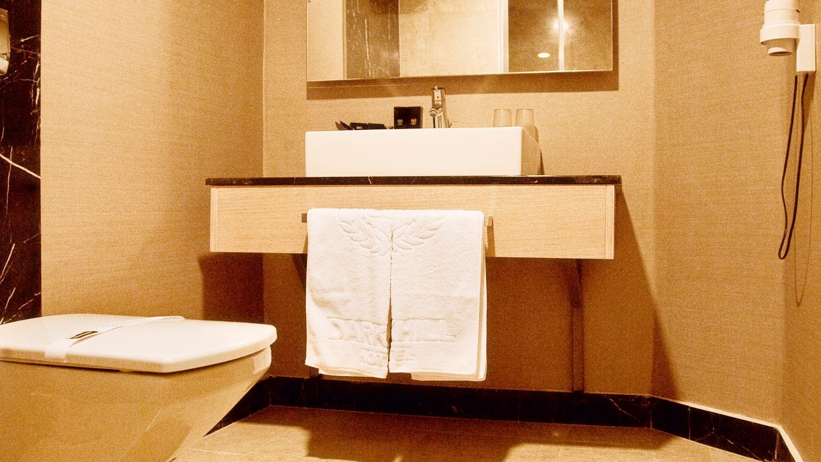 rooms-family-room-standard