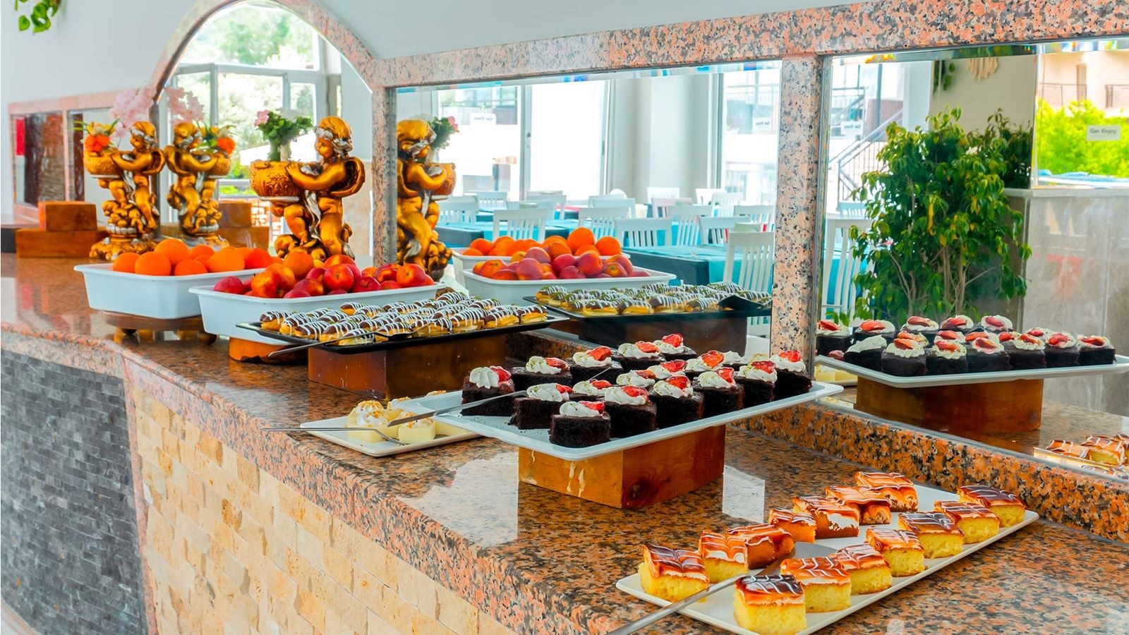 restaurants-get-enjoy-main-restaurant