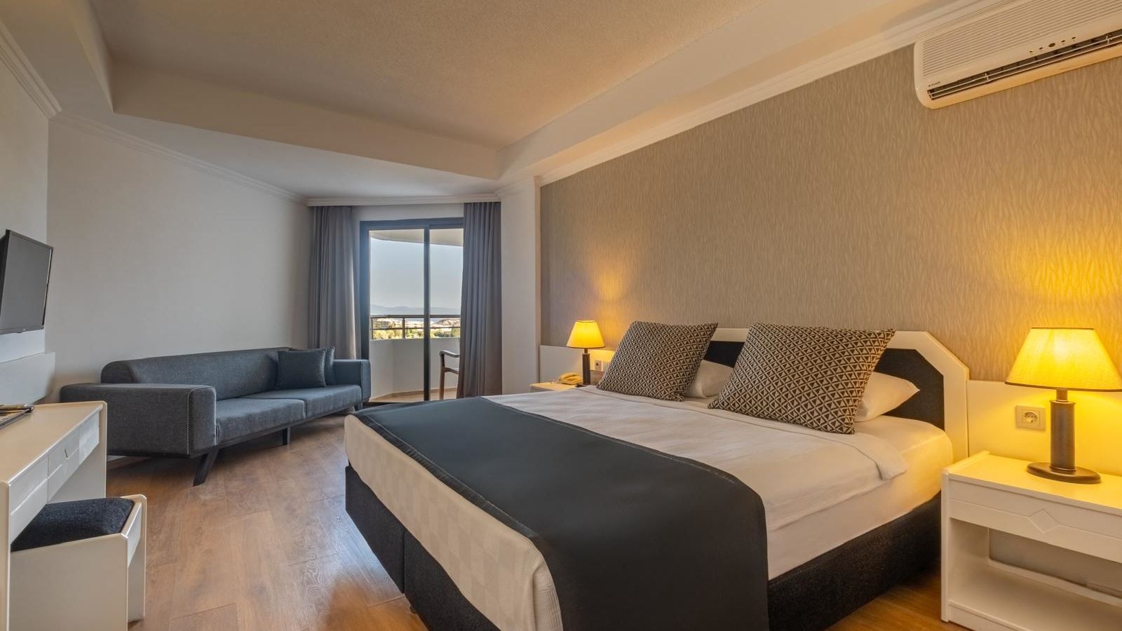 rooms-standard-room-landview