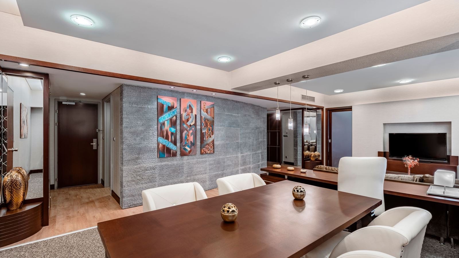 rooms-king-suite