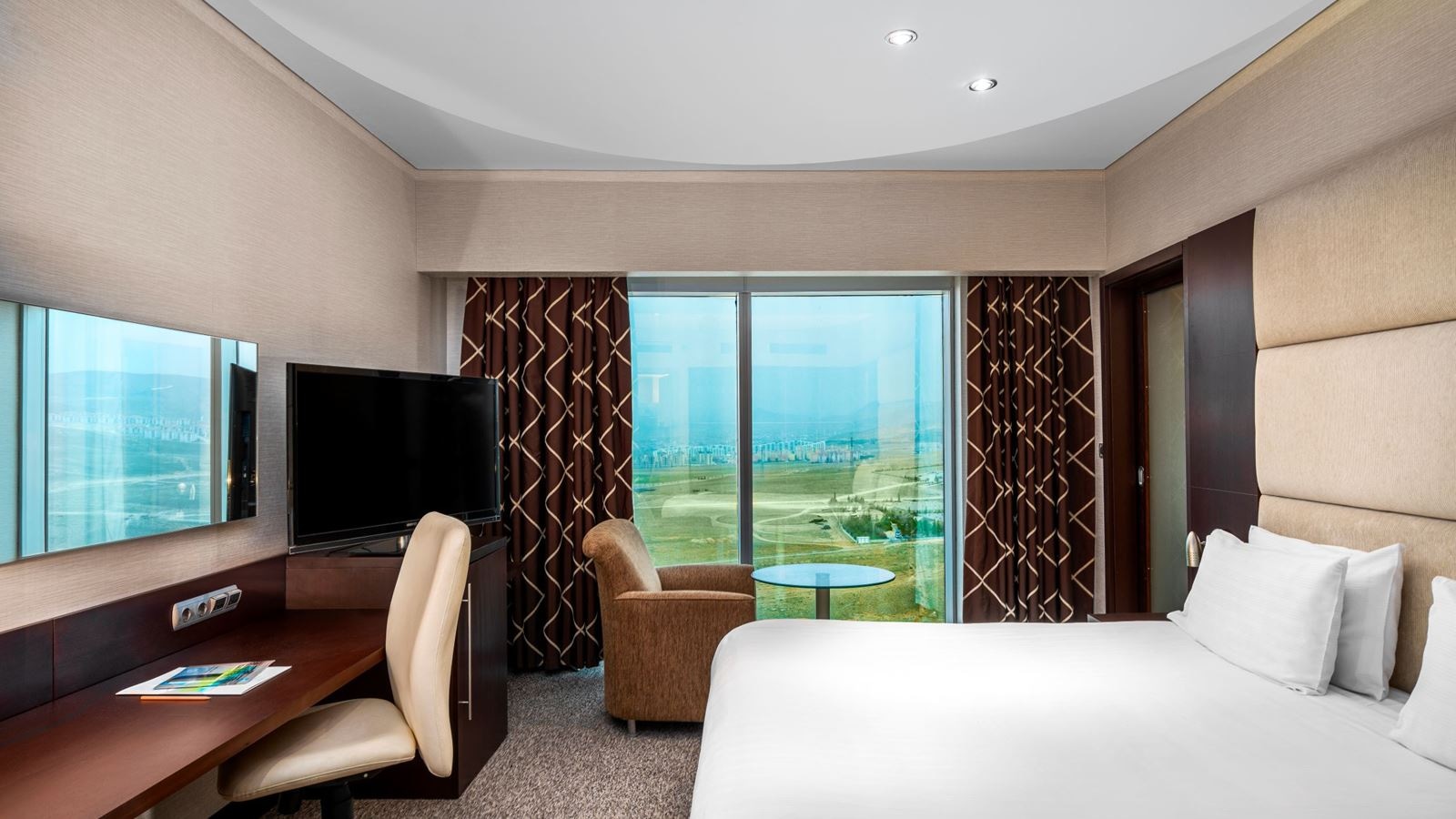 rooms-king-suite