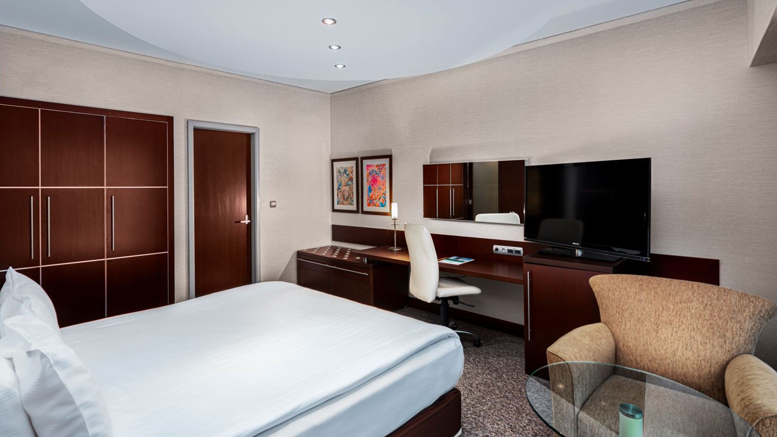 rooms-king-suite