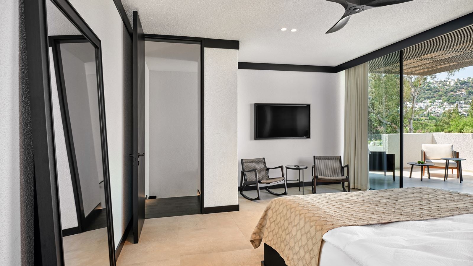 rooms-residence-garden-1+1