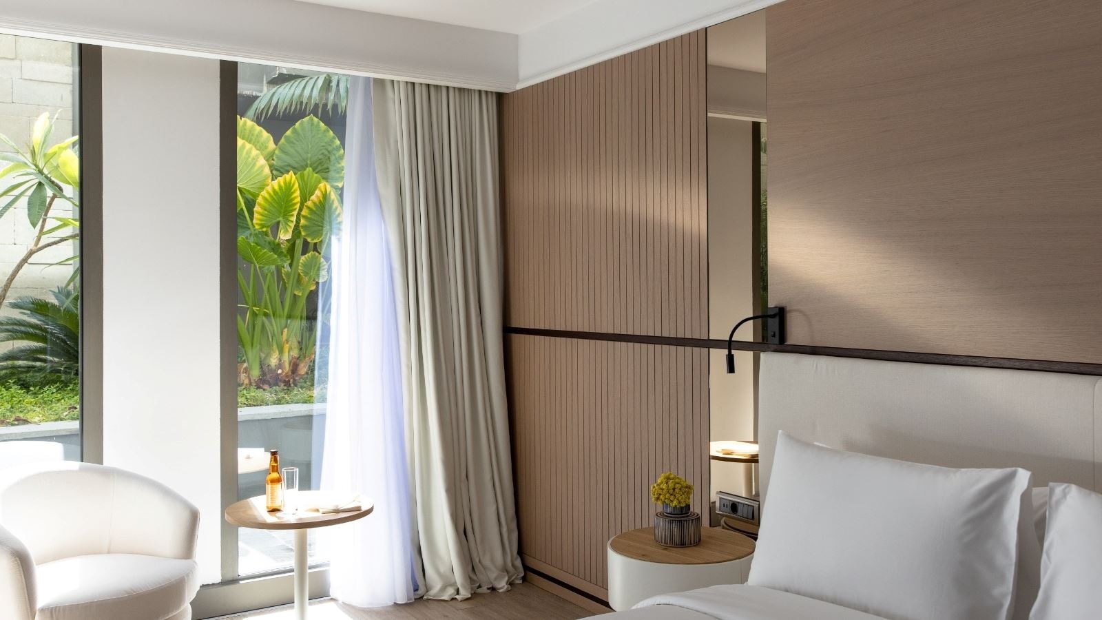 rooms-deluxe-garden-view