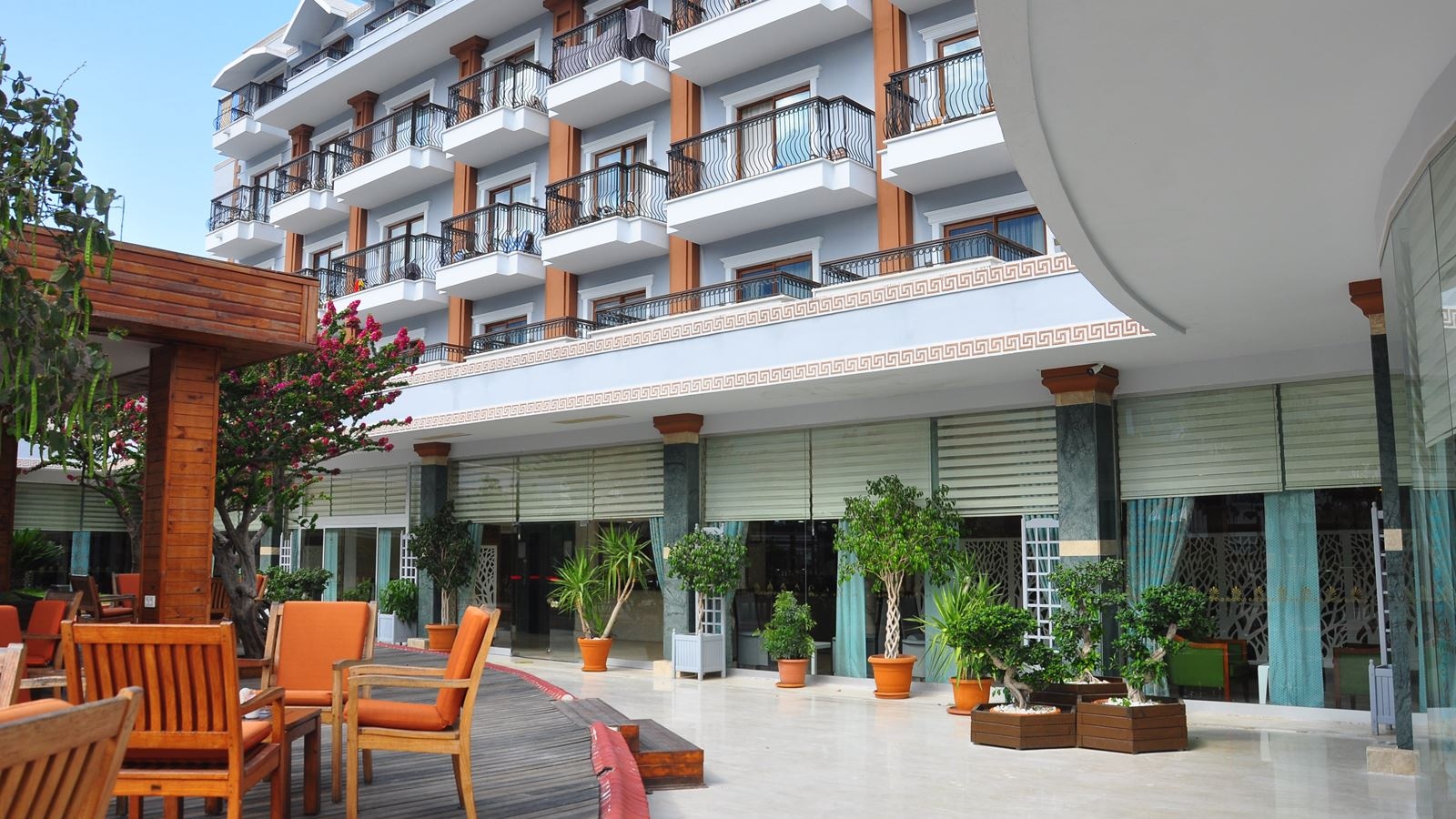 general-main-building