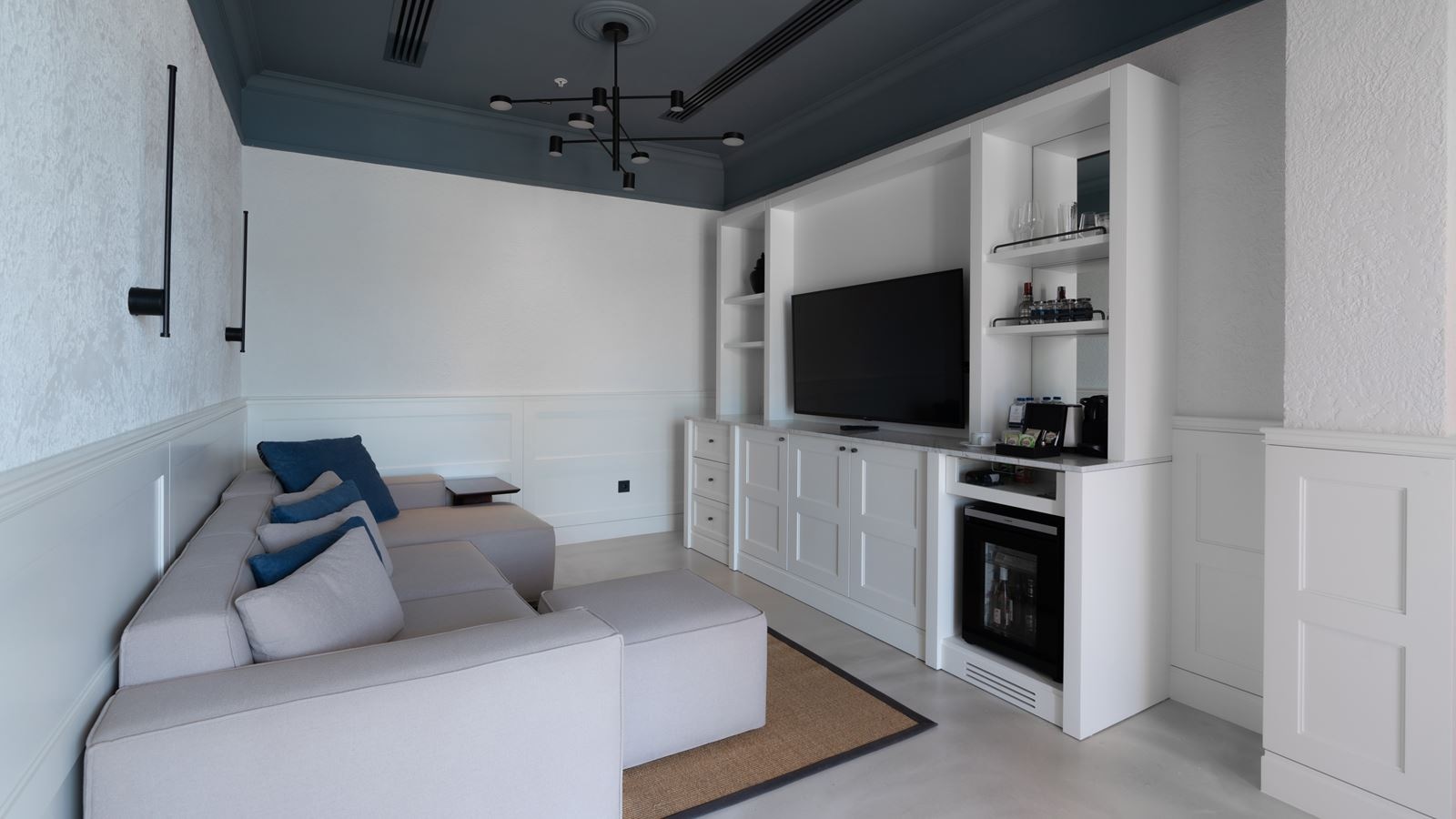 rooms-two-bedroom-beachfront-suite