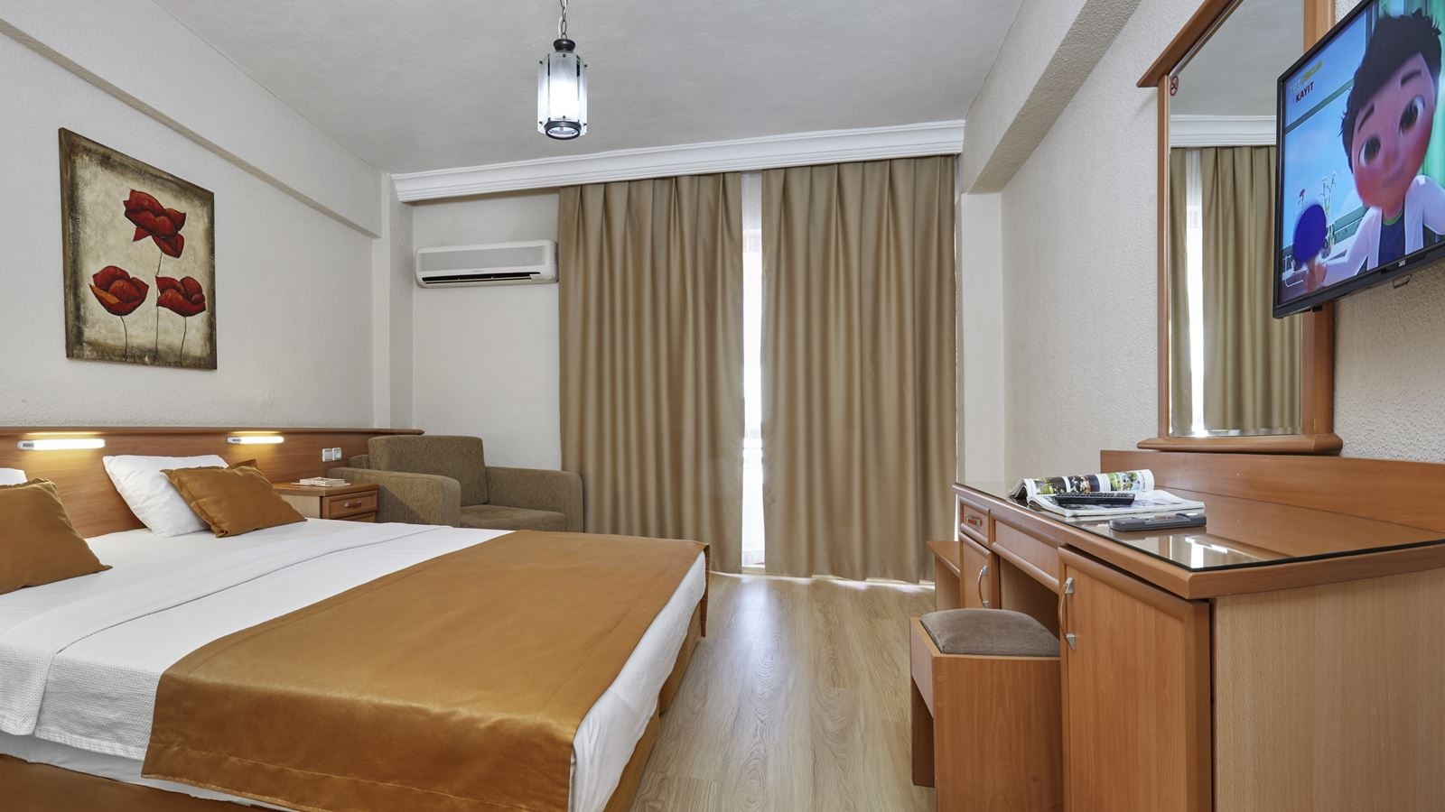 rooms-standard-room-balcony