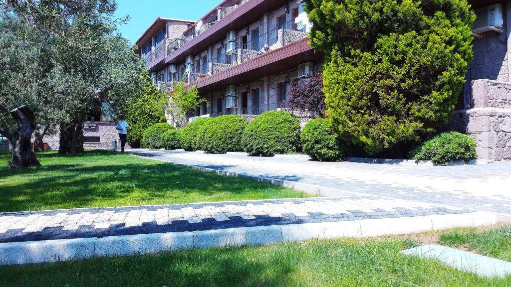 general-main-building