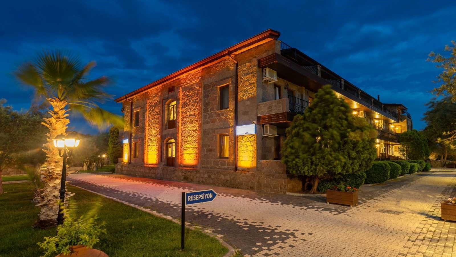 general-main-building