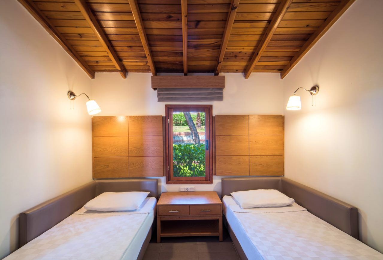 rooms-club-family-2-bedroom-balcony