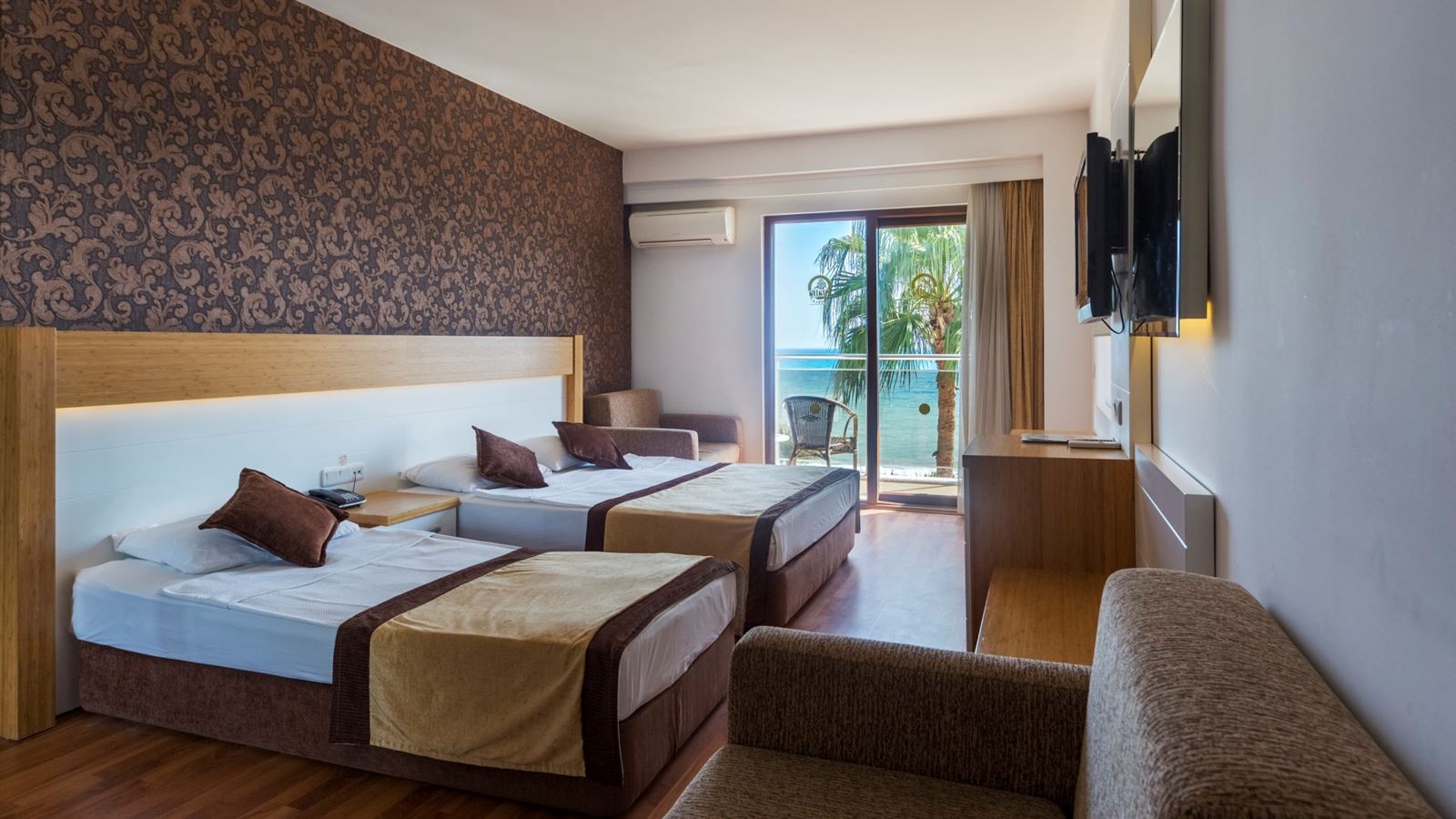 rooms-standard-large-room